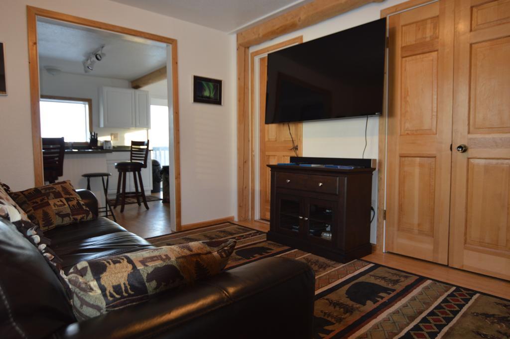Wildmoon Home Fairbanks Extérieur photo